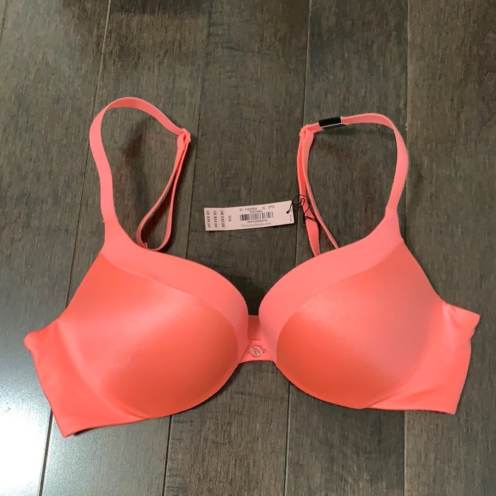 Victoria’s Secret push up bra